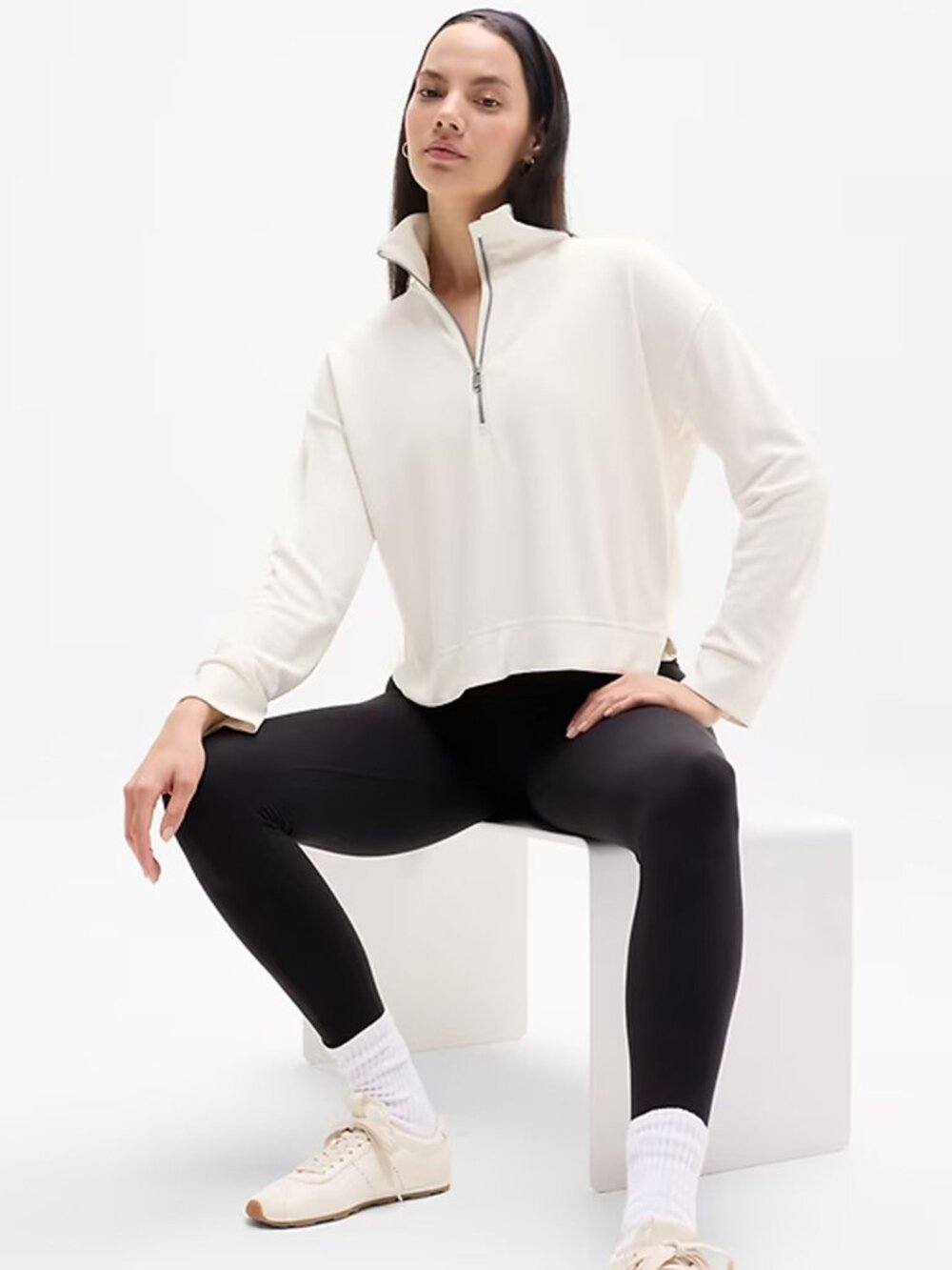 Athleta Seasoft Quarter Zip Cropped Sweatshirt in White medium